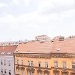 Ubytovani Praha Letna E4