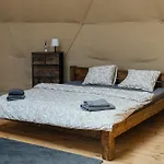 Glamping Prague Louka