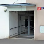 Leongargt Apartments
