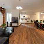 Capital Apartments - City