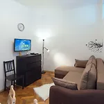 Modern Apartment Navrátilova II