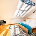 5Br+3.5Bt Wilson Central Apt.