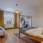 Apt With Sunny Garden Prague By Michal&Friends