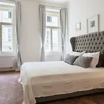 Kent Ridge Loft