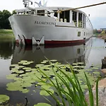 Florentina Boat