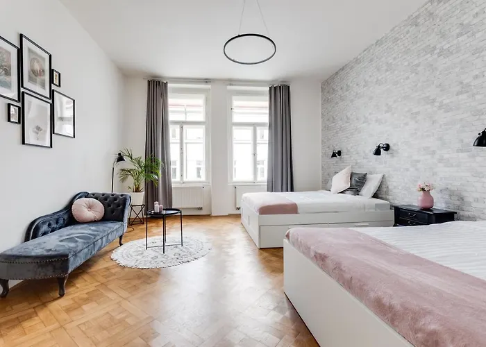 Cool & Charming Apt In City Center - Lub5