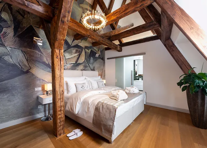 Old Royal Post Boutique Hotel & Premium Suites