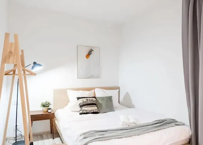 Peaceful Chic Studio In Central Prague