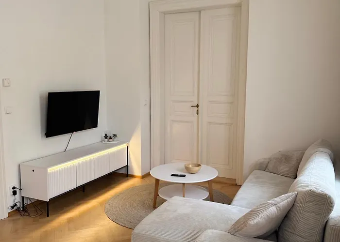 Wenceslas Square Bright Apartment