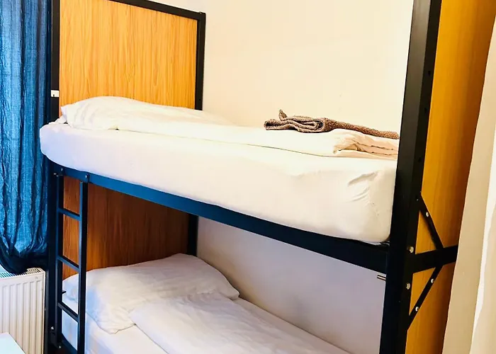 Hostel Good Price