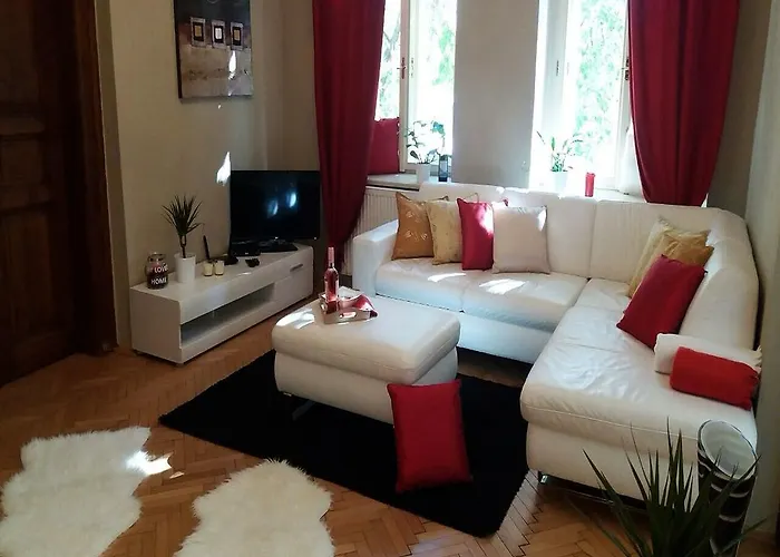 Family Flat 120M2, Praha 2 Vinohrady