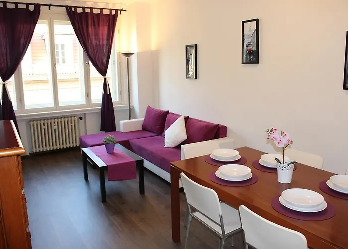 Go Native Prague Apartment