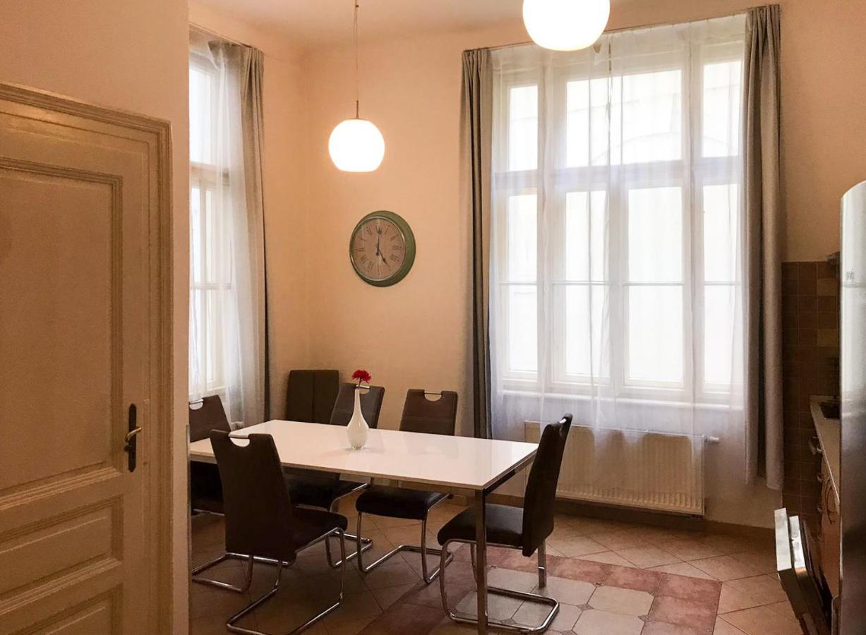 Karlova 22 - Old Town Apartment *