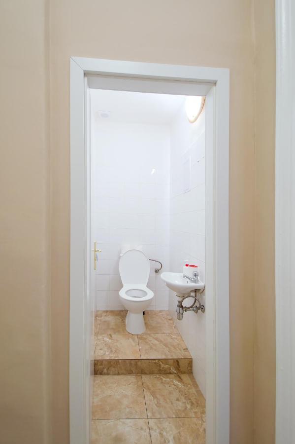 City Center Legerova Apartment Prague