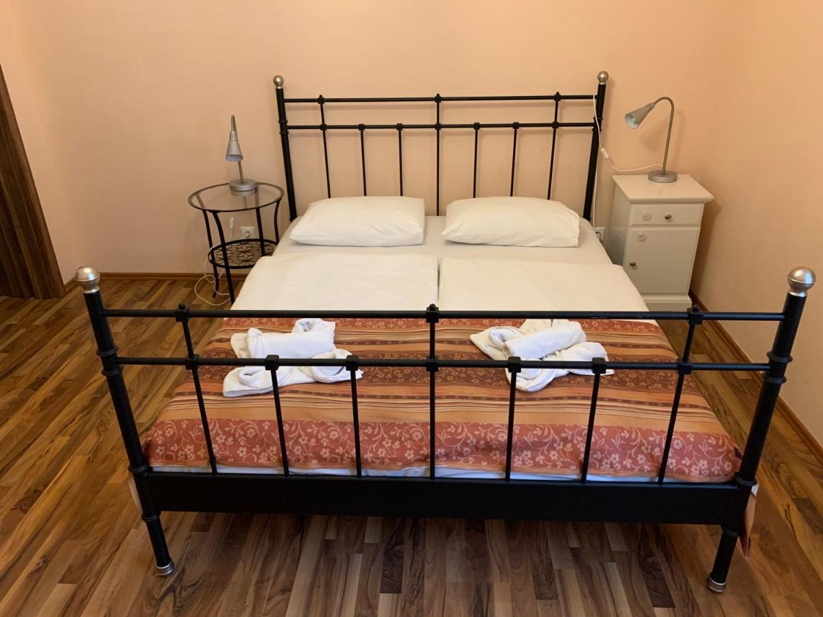 Abri Hotel 3*