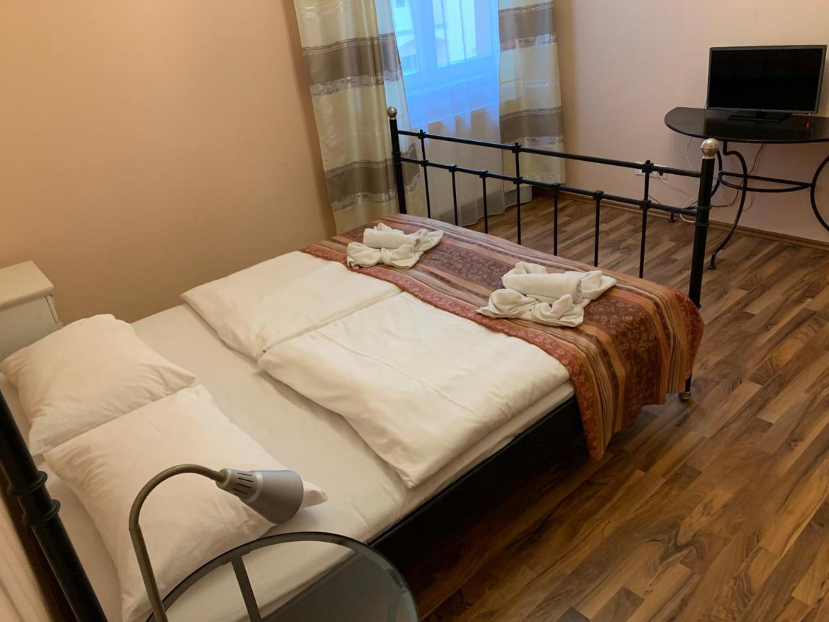 Hotel Abri