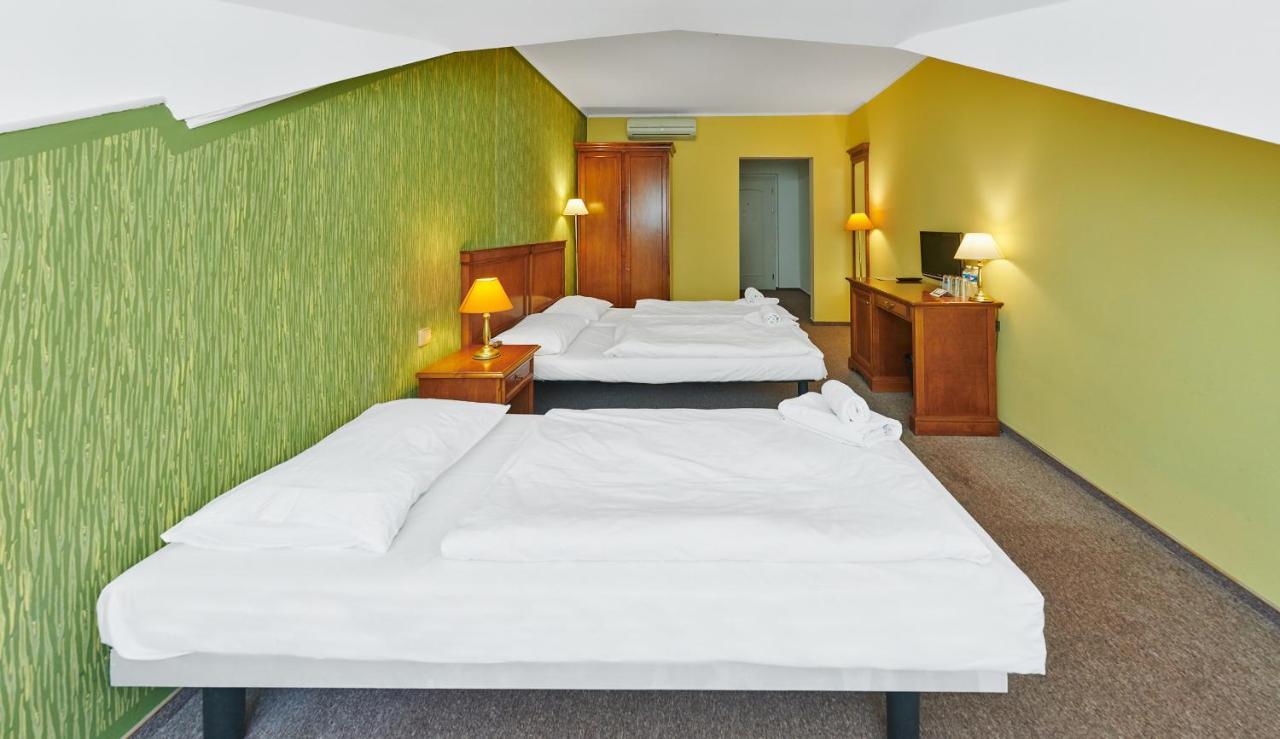 Hotel Abri