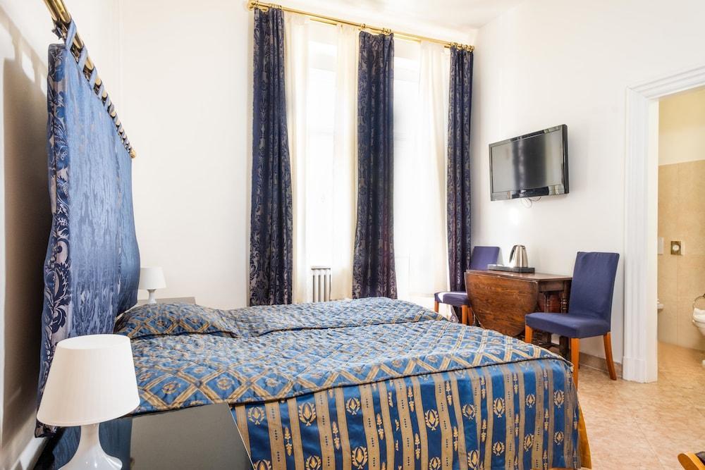 Otel La Fenice Prag