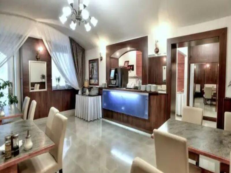 Royal Plaza Otel 3*
