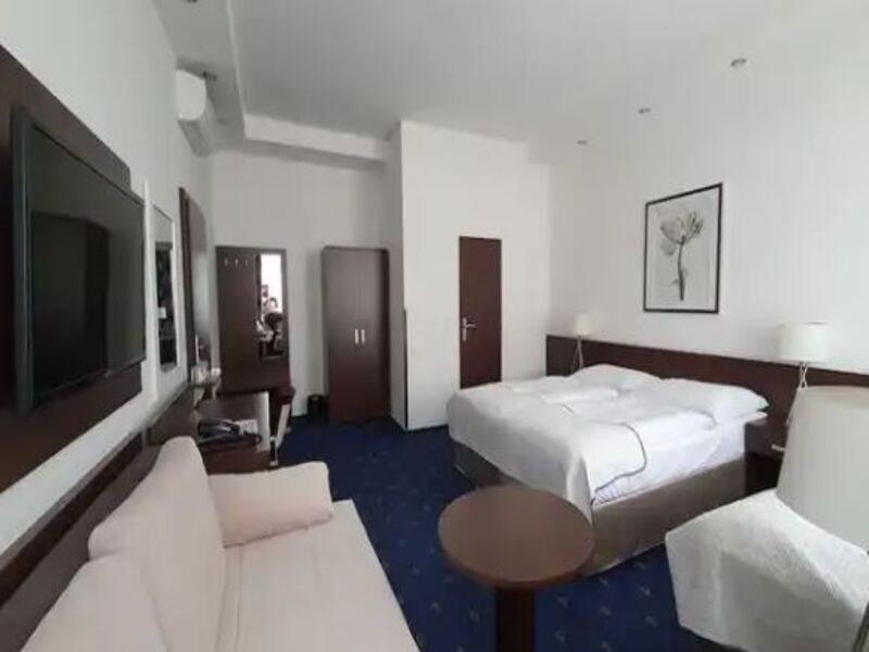 Royal Plaza Otel 3*