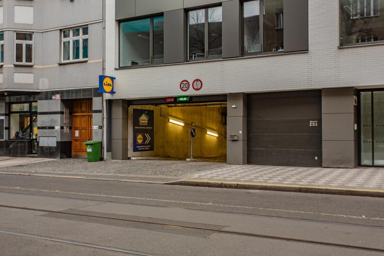 Apartment Spacious Terrace With Free Private Parking Prague