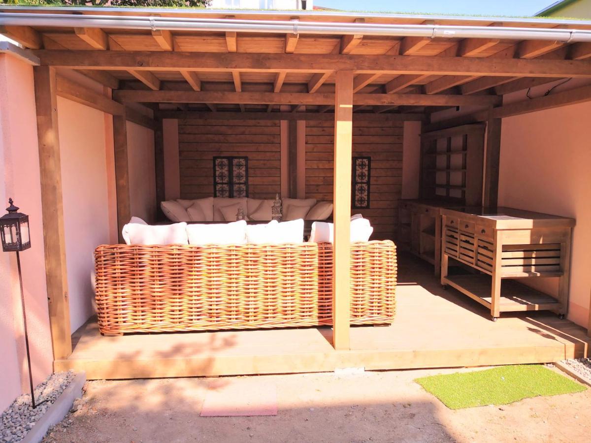 Brevnov Apartment *