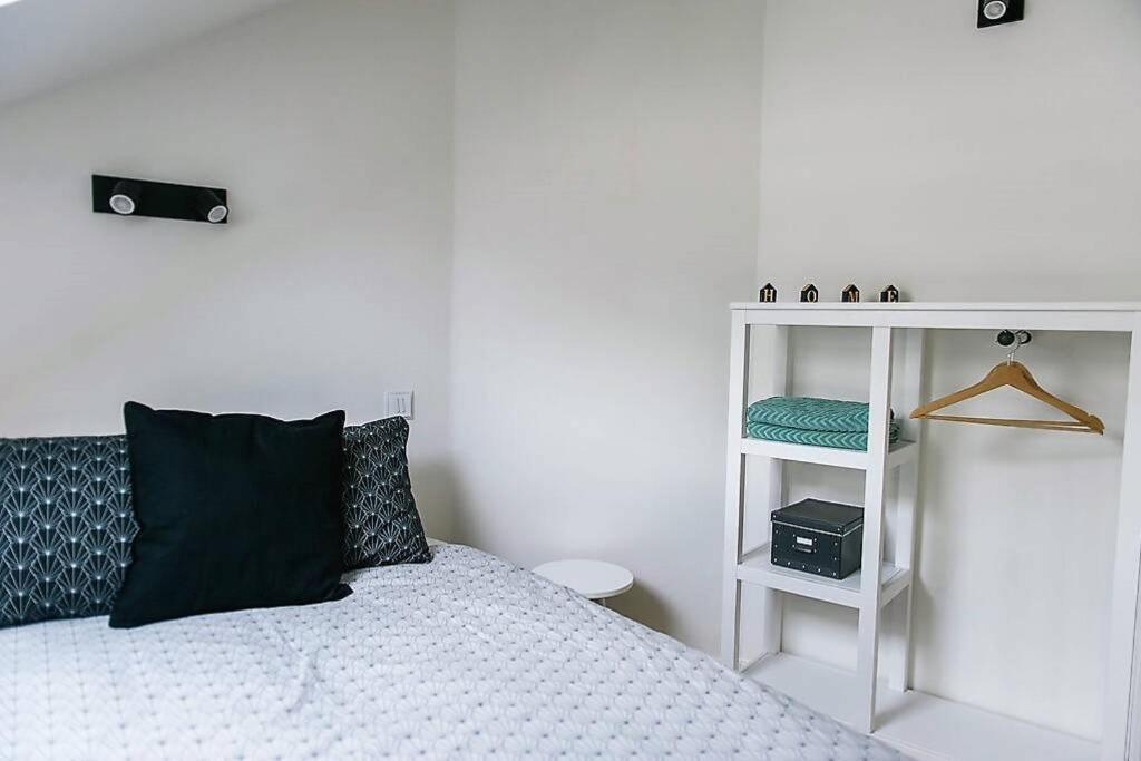 Huge 3-bed Duplex W Sauna, Jacuzzi, Terrace & Ac *