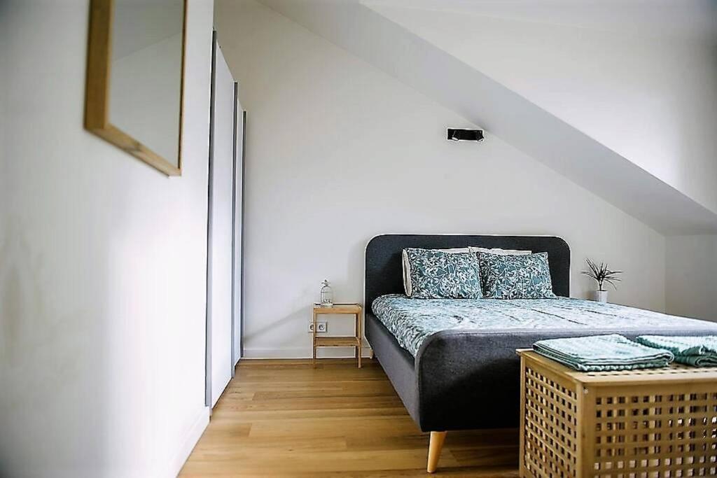 Huge 3-bed Duplex W Sauna, Jacuzzi, Terrace & Ac Apartment *