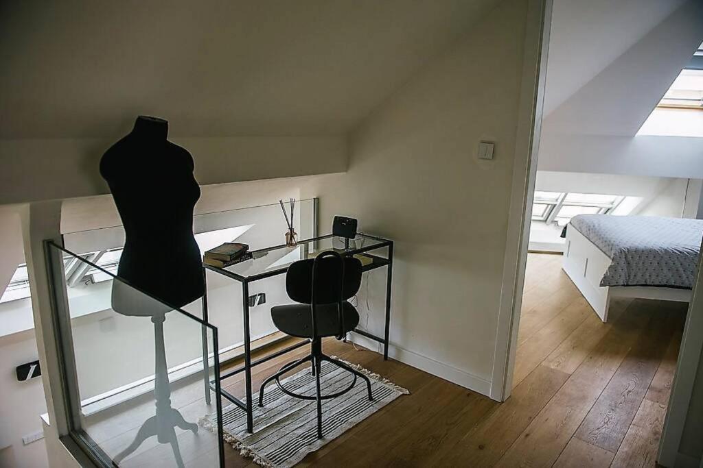 Apartment Huge 3-bed Duplex W Sauna, Jacuzzi, Terrace & Ac