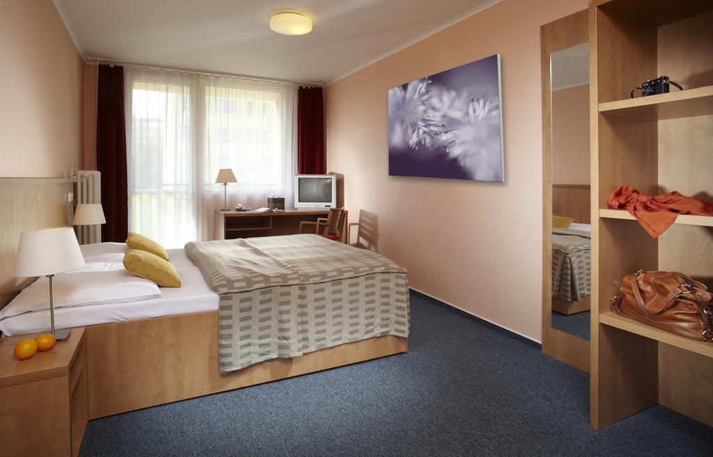 Otel Areal Repy Prag
