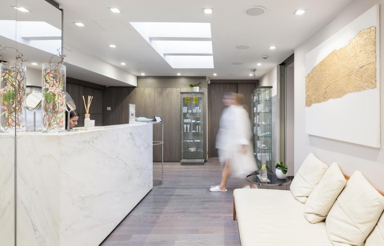 Hotel The Emblem - Preferred & Praga