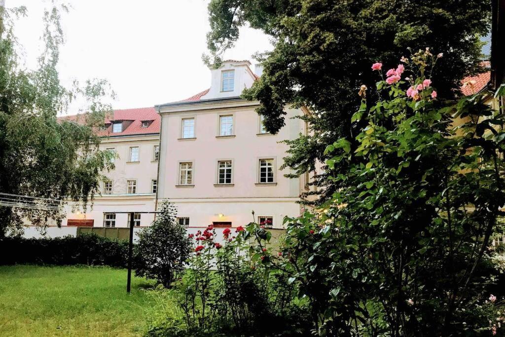 Apartment Rose / Romantic & Cozy / City Center Prag