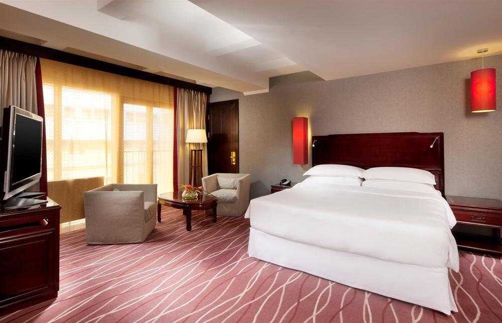 Radisson Blu 5*