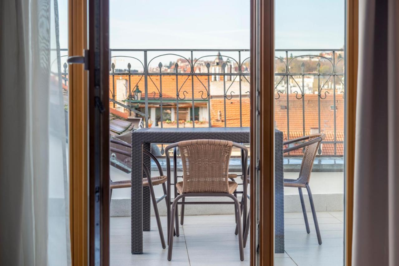 Janackovo - Riverside Appart hôtel