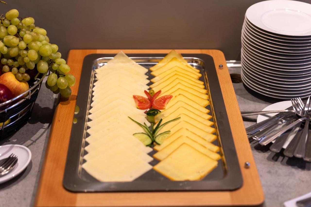 Skyhotel 4* Prague