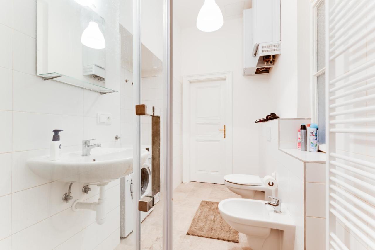 Apartment Spacious Cozy 2bds In Center - Stp4 Prag