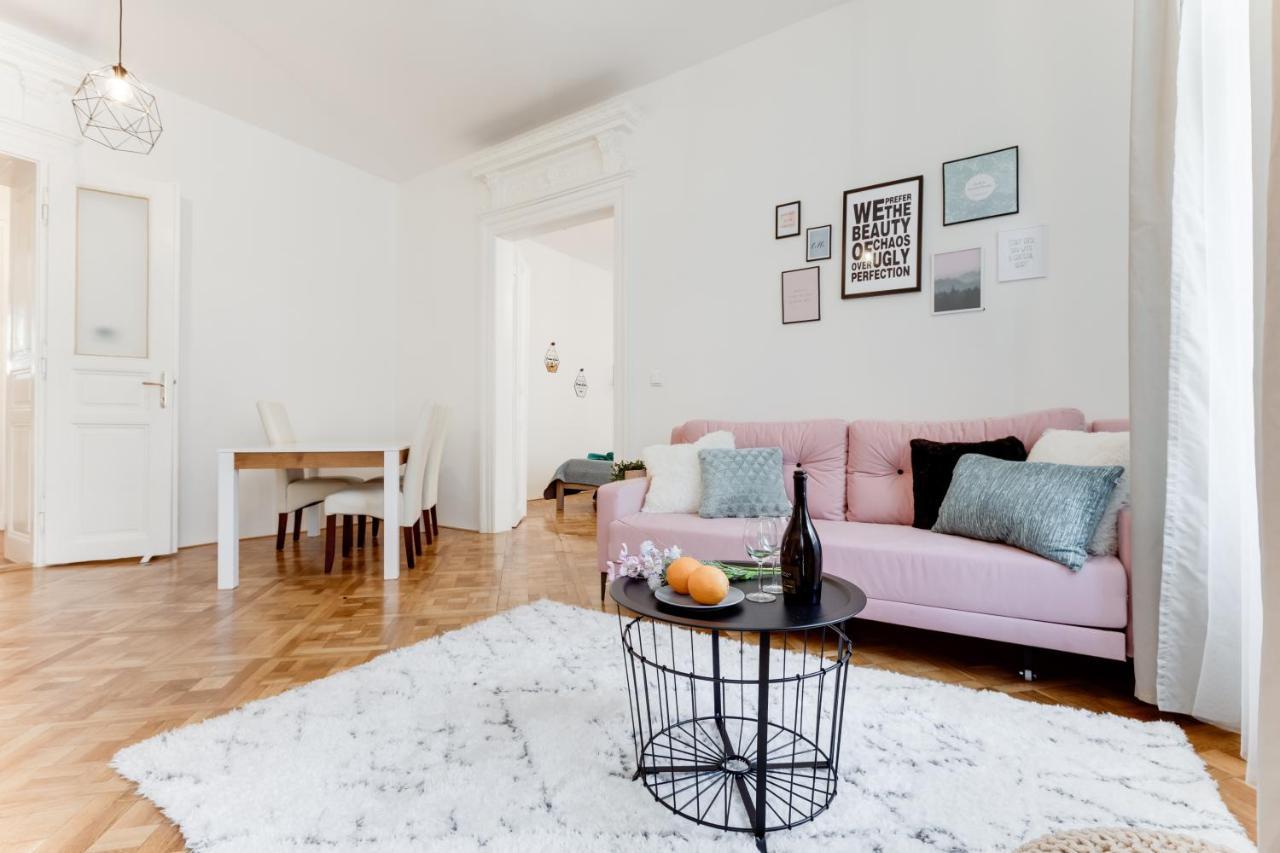 Apartment Spacious Cozy 2bds In Center - Stp4 Prag