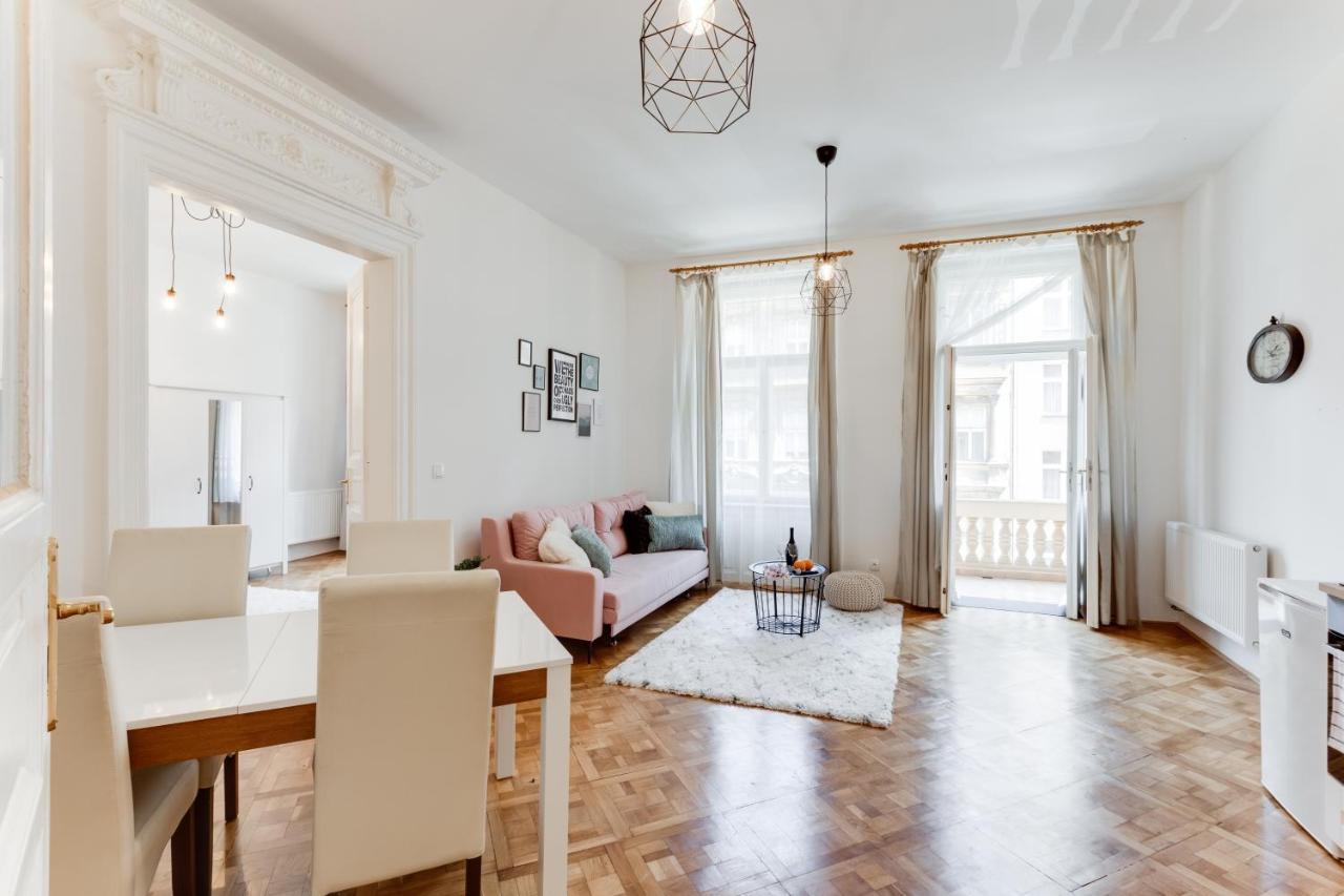 Spacious Cozy 2bds In Center - Stp4 Prag