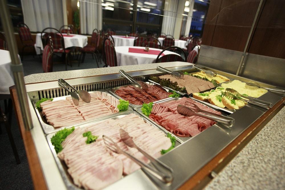 Otel Krystal 3*