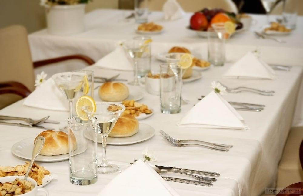 U Krize Hotel Prague