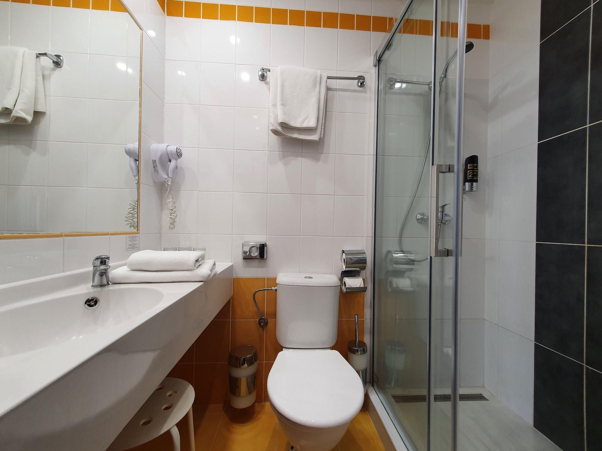 Royal Plaza Otel