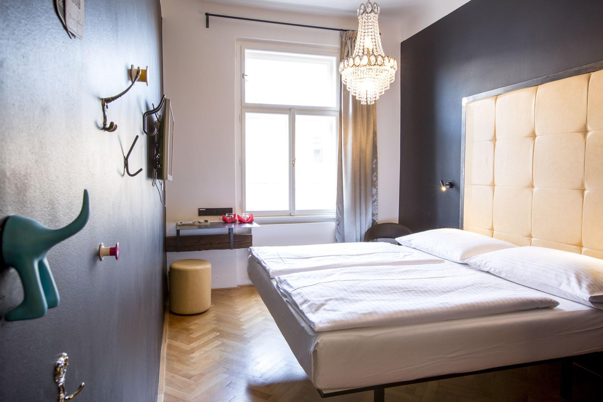 Hostel Sophie's *