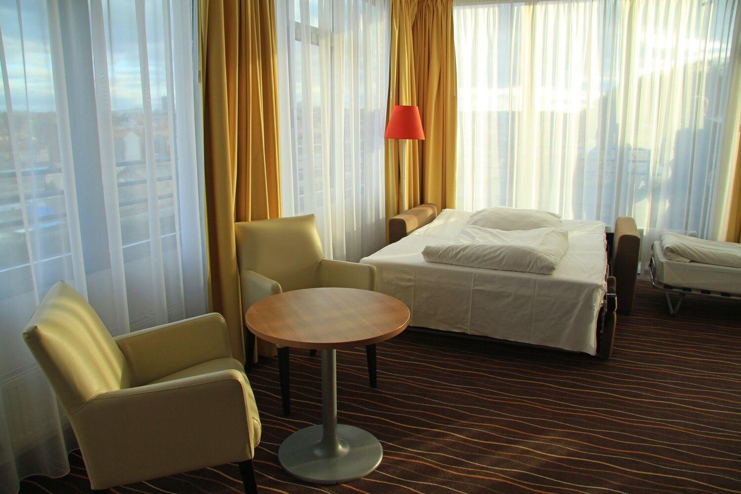 Hotel Akcent 3*