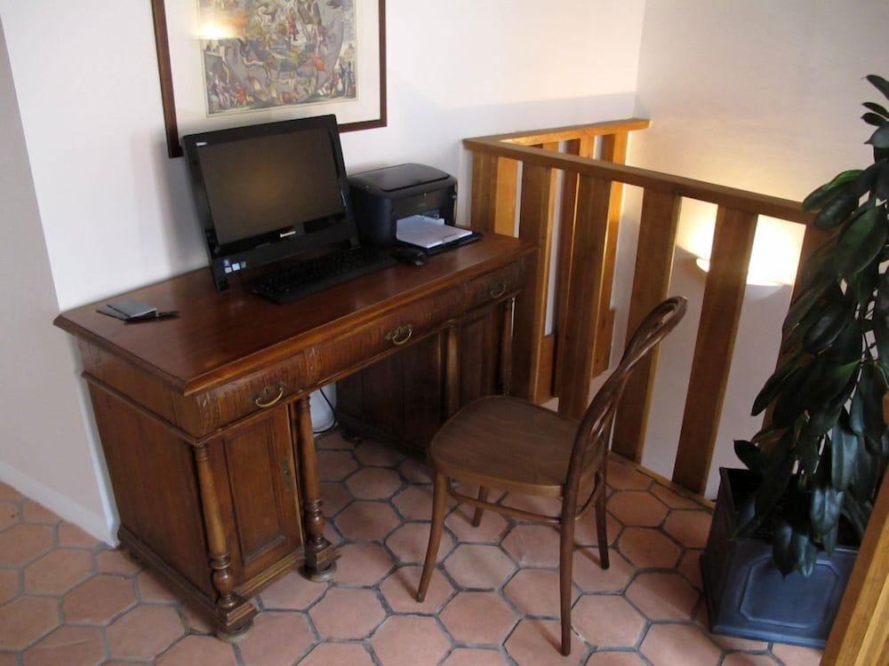 Hotel At The Grape 4*
