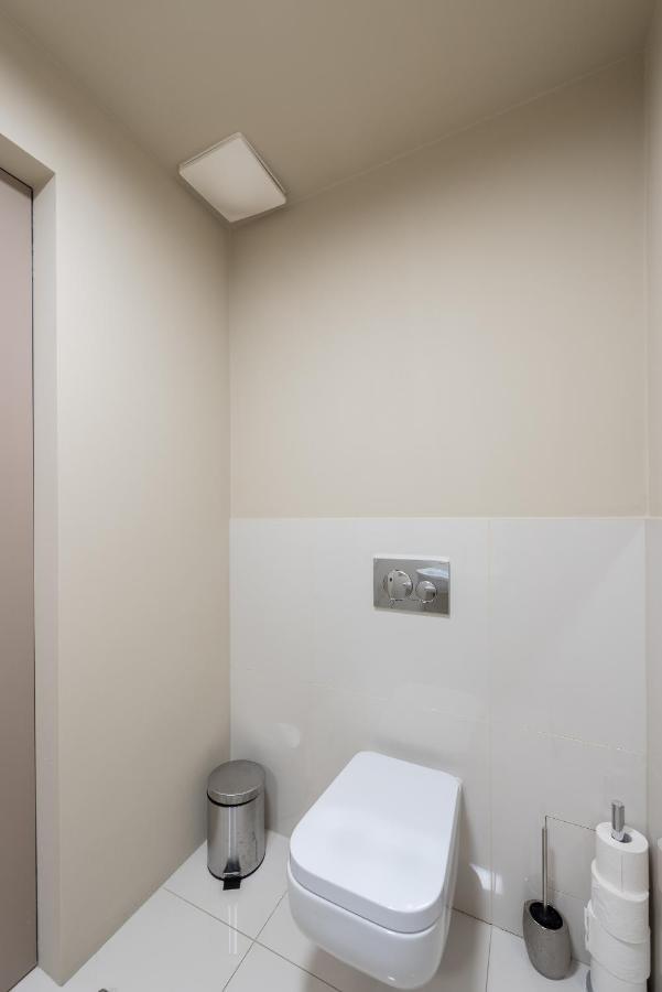 Appartement New Luxury Apt With Ac&parking In The Center Of *