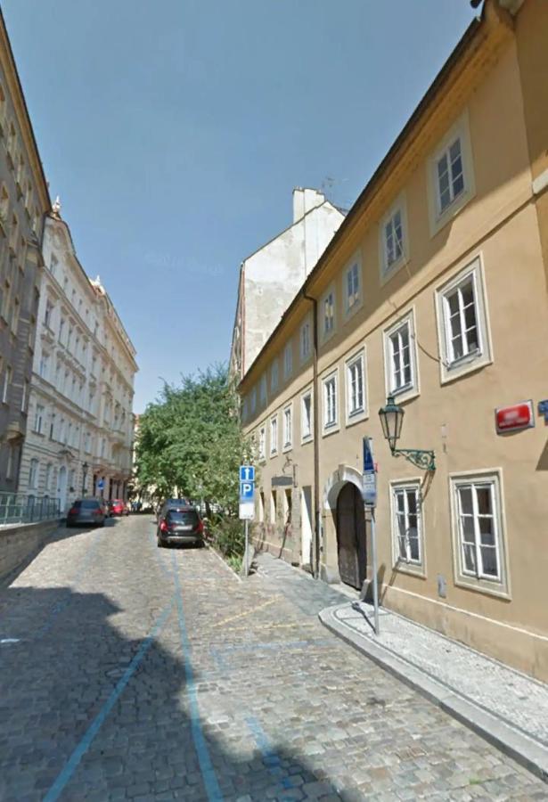 Daire Old Town 2 Bdr Apartment, Free Coffee Prag