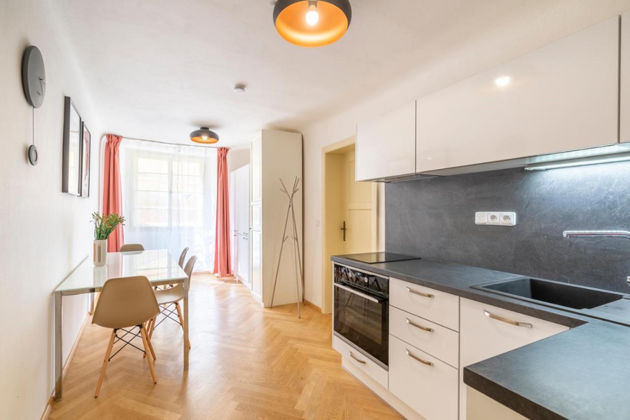 Apart Otel Celetna - Old Town