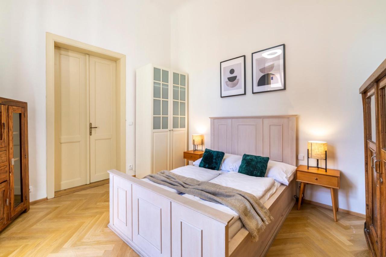 Apart Otel Celetna - Old Town