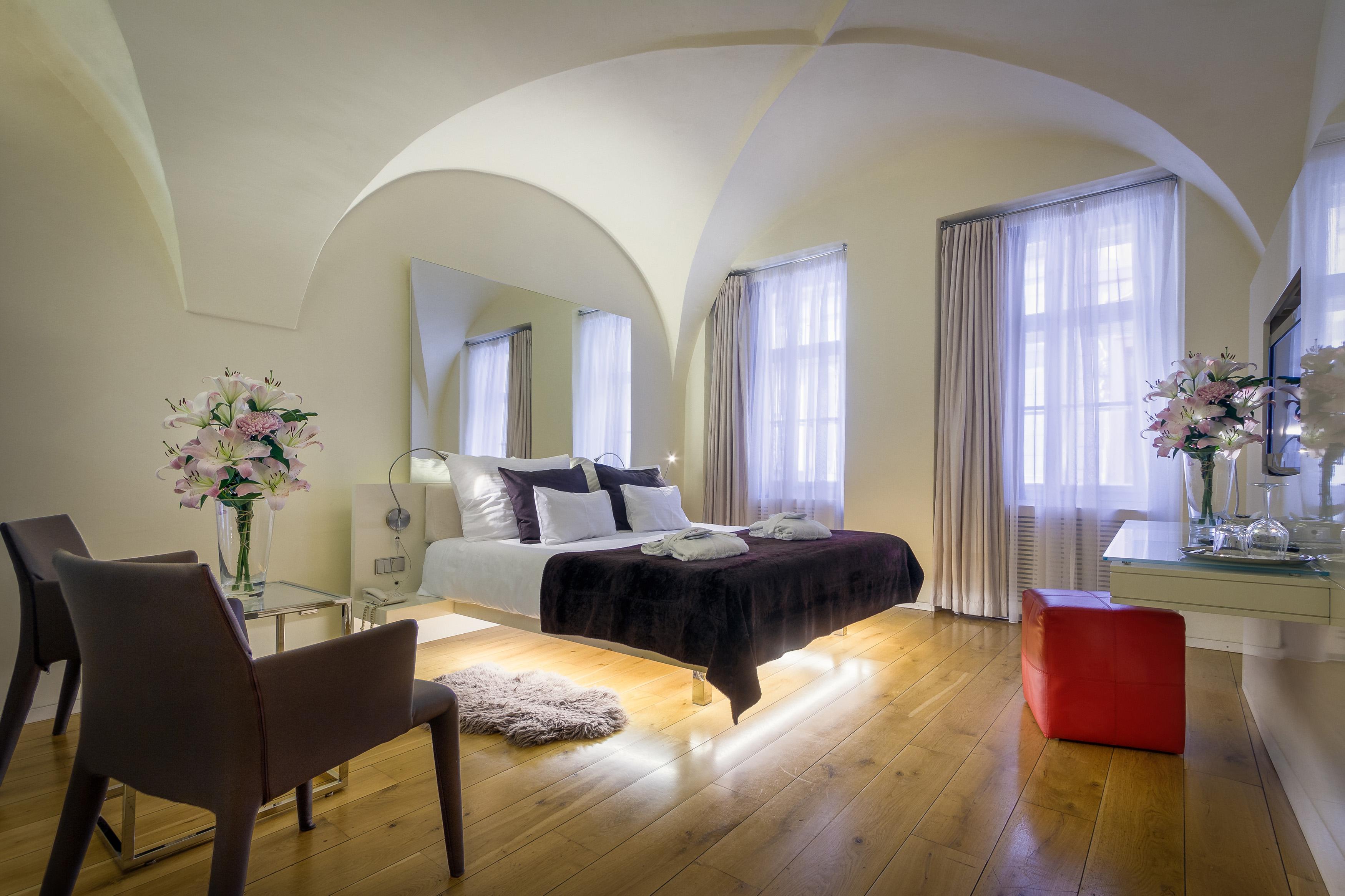 Three Storks 5* Prague