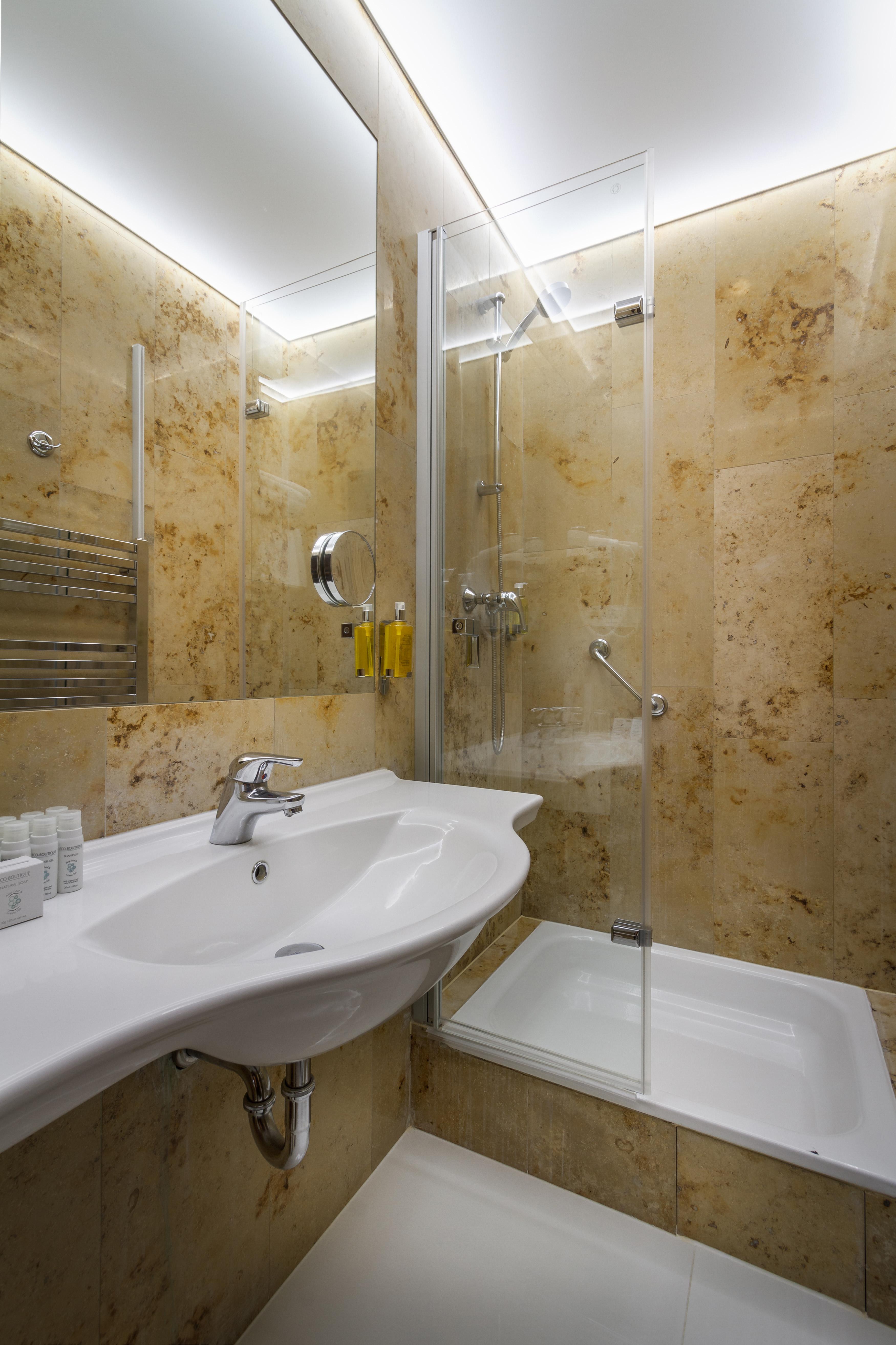Hotel Clementin 4*